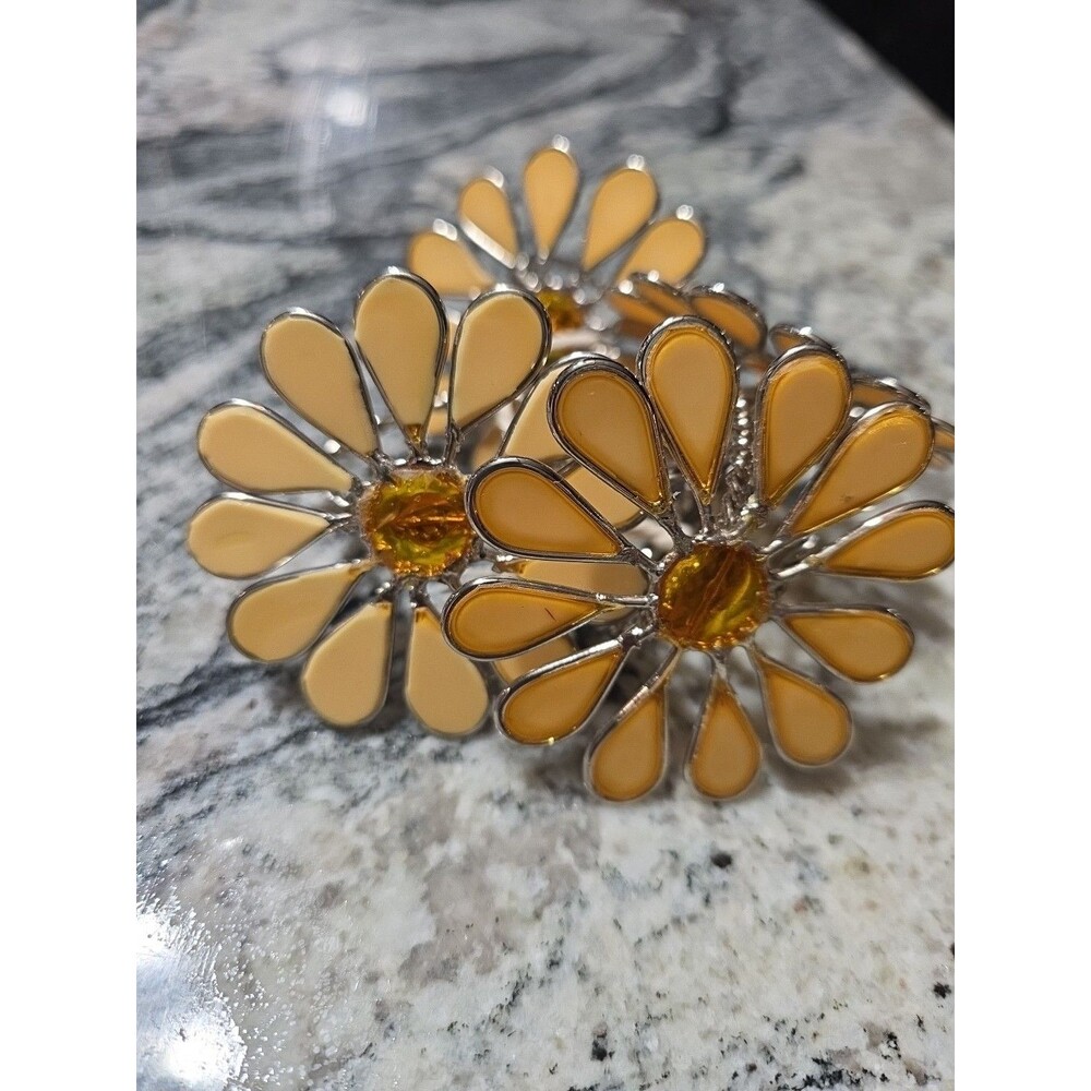 Napkin rings set of 4 daisy Metal Amber Flower Table Decor Enamel